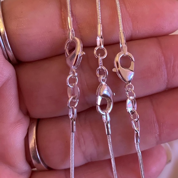 Love layering? 3pc sterling silver necklaces!NWOT - Picture 4 of 6